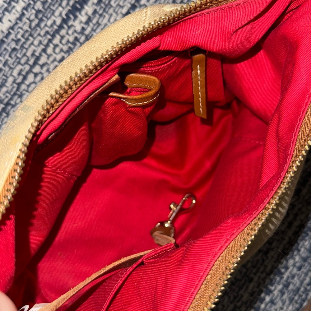 CLASSIC DOONEY & BOURKE Monogram Hobo Bag Excellent Exterior Condition! - Picture 6 of 8